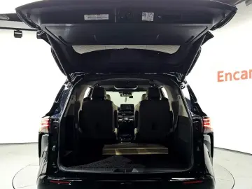 2023 Toyota Sienna с пробегом 28 552 км