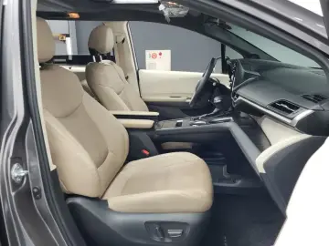 2023 Toyota Sienna с пробегом 73 551 км