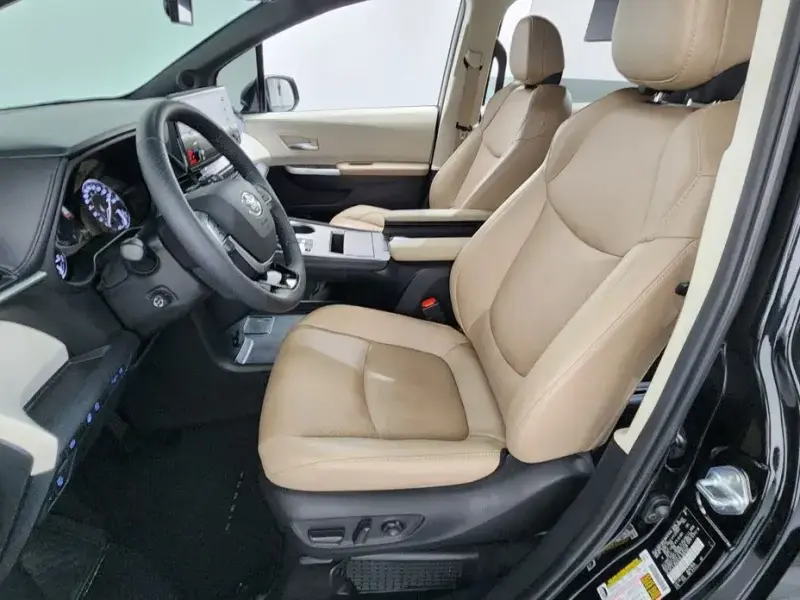 2021 Toyota Sienna с пробегом 37 922 км
