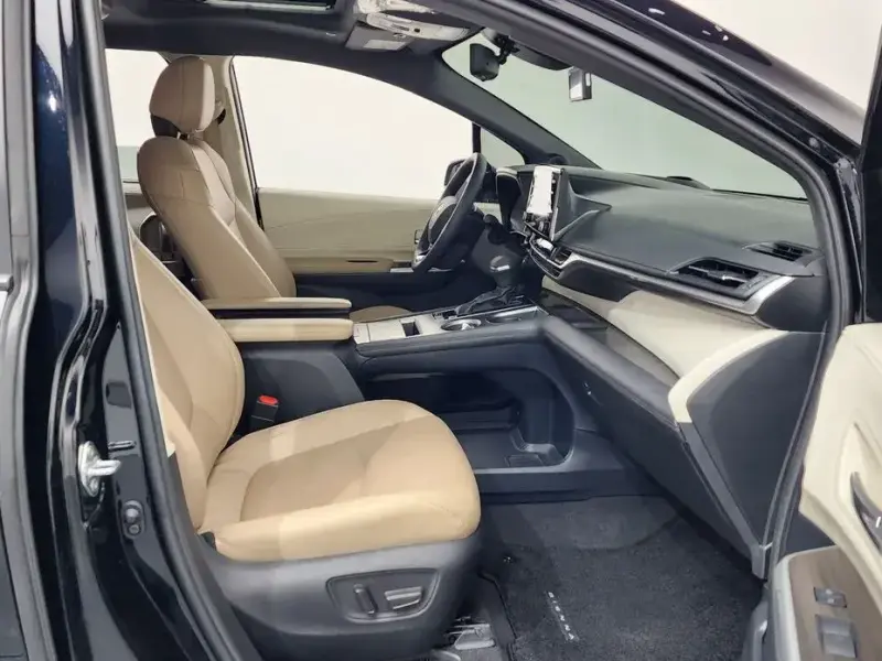 2021 Toyota Sienna с пробегом 37 922 км