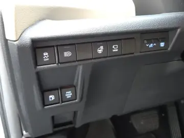 2023 Toyota Sienna с пробегом 54 651 км