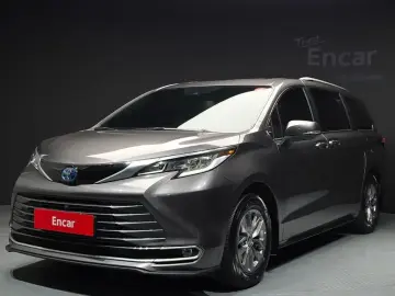 2023 Toyota Sienna с пробегом 57 063 км