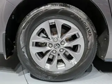 2023 Toyota Sienna с пробегом 57 063 км