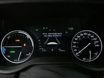 2023 Toyota Sienna с пробегом 57 063 км