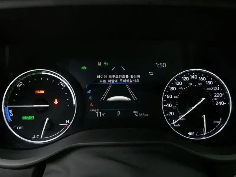 2023 Toyota Sienna с пробегом 57 063 км