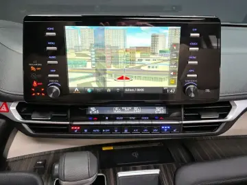 2023 Toyota Sienna с пробегом 57 063 км