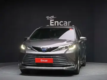 2021 Toyota Sienna с пробегом 77 917 км