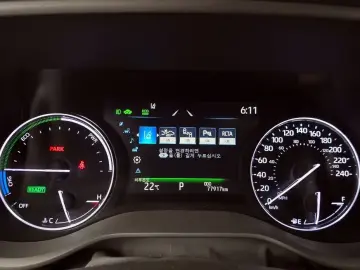 2021 Toyota Sienna с пробегом 77 917 км