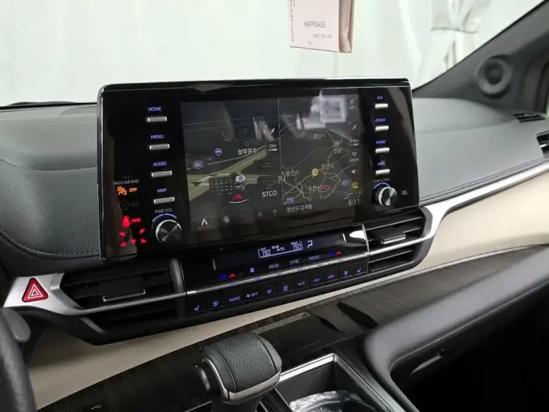 2021 Toyota Sienna с пробегом 77 917 км