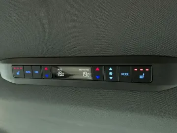 2021 Toyota Sienna с пробегом 77 917 км