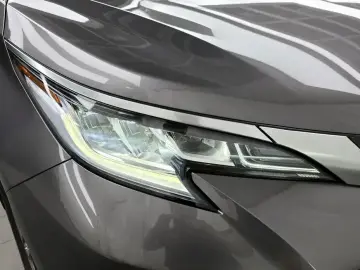 2021 Toyota Sienna с пробегом 77 917 км