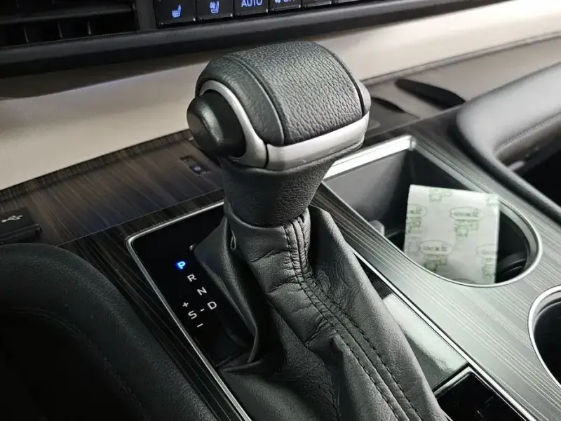 2021 Toyota Sienna с пробегом 111 218 км