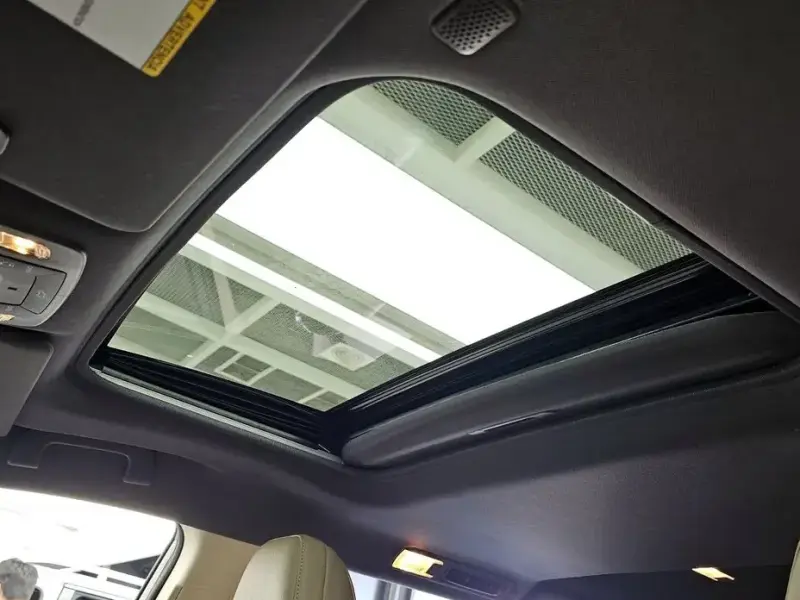 2021 Toyota Sienna с пробегом 111 218 км