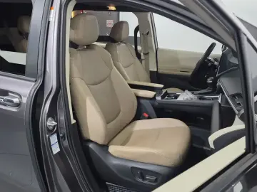 2022 Toyota Sienna с пробегом 73 192 км