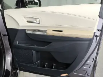 2021 Toyota Sienna с пробегом 111 218 км