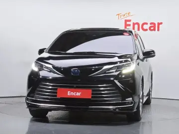 2022 Toyota Sienna с пробегом 70 164 км