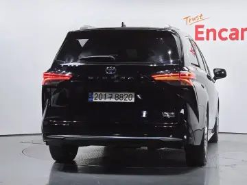 2022 Toyota Sienna с пробегом 70 164 км