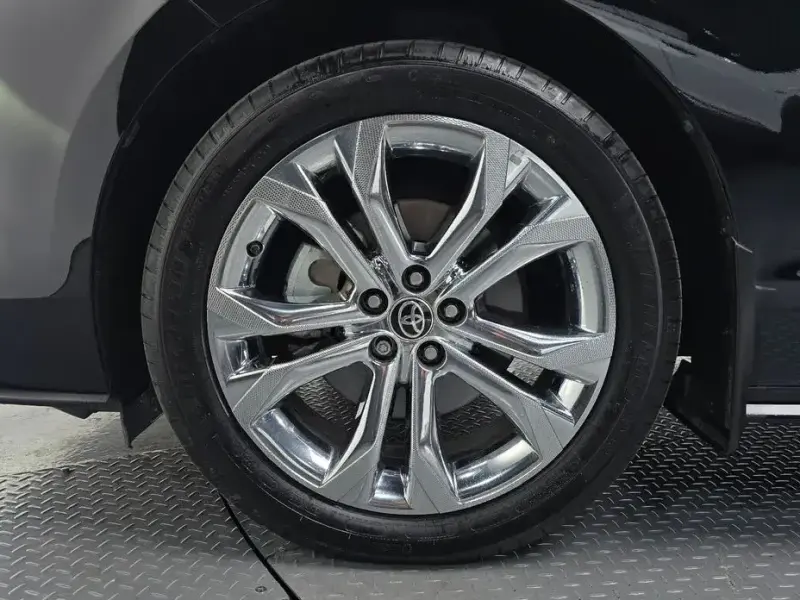 2022 Toyota Sienna с пробегом 70 164 км