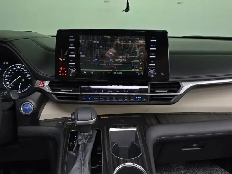2022 Toyota Sienna с пробегом 70 164 км