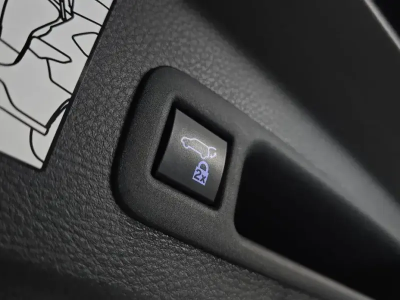 2022 Toyota Sienna с пробегом 70 164 км