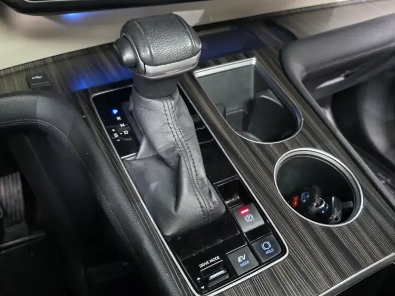 2021 Toyota Sienna с пробегом 246 165 км