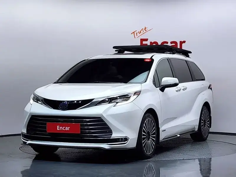 2021 Toyota Sienna с пробегом 97 934 км