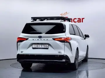 2021 Toyota Sienna с пробегом 97 934 км