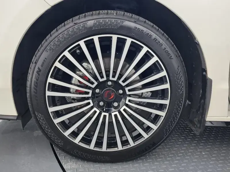 2021 Toyota Sienna с пробегом 97 934 км