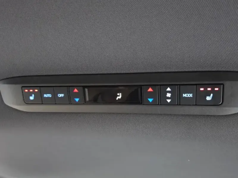 2021 Toyota Sienna с пробегом 246 165 км