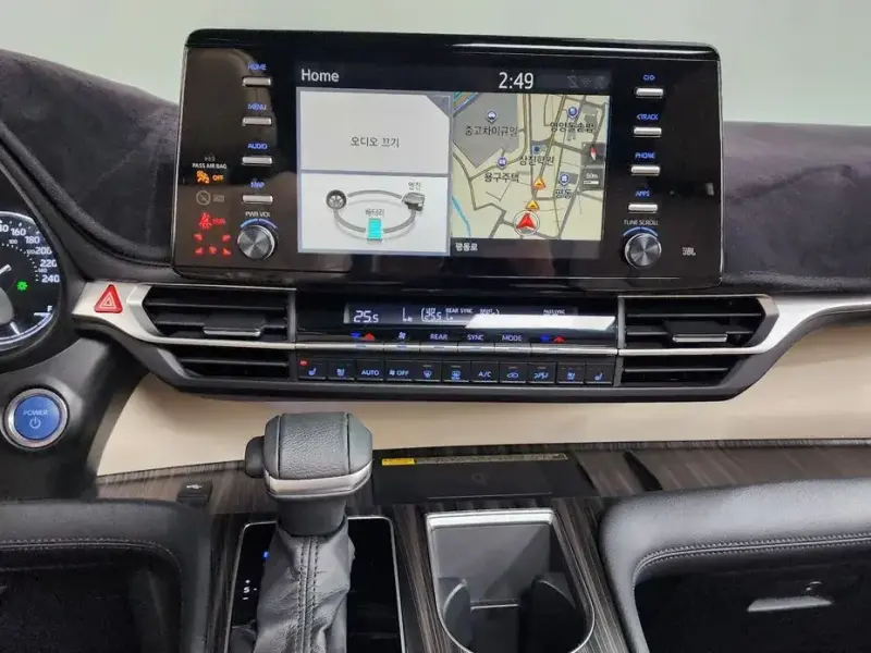 2021 Toyota Sienna с пробегом 97 934 км