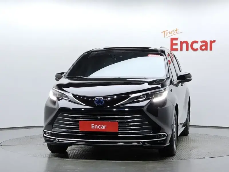 2021 Toyota Sienna с пробегом 115 079 км