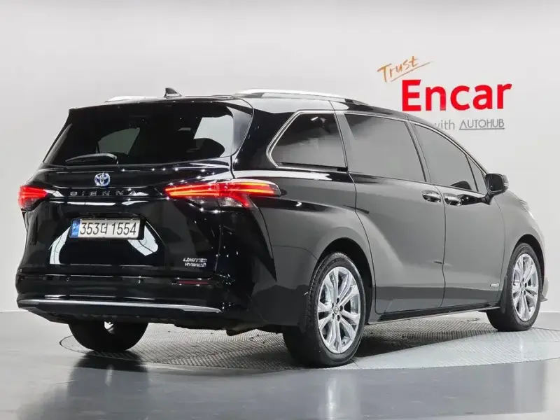2021 Toyota Sienna с пробегом 54 792 км