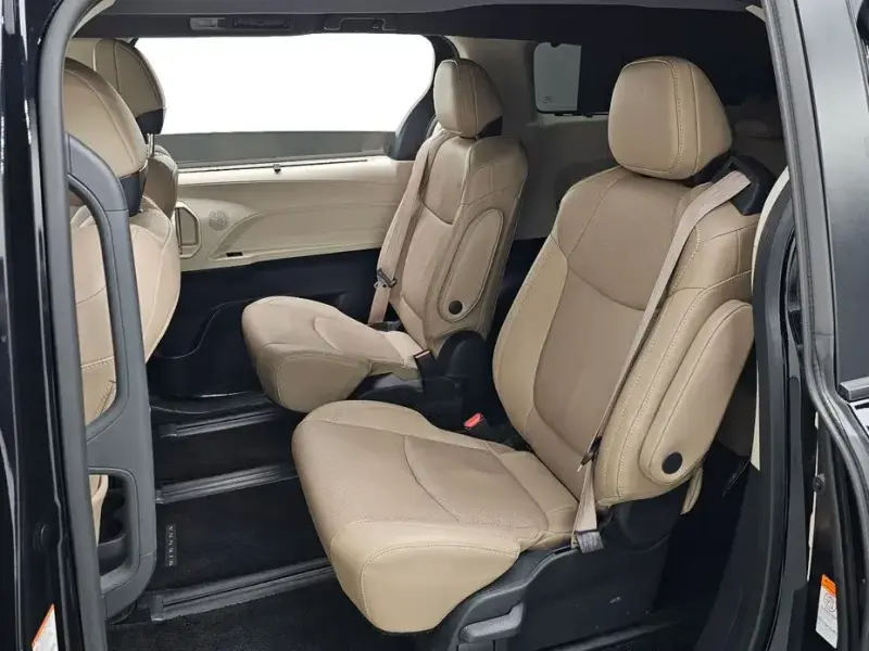 2021 Toyota Sienna с пробегом 115 079 км