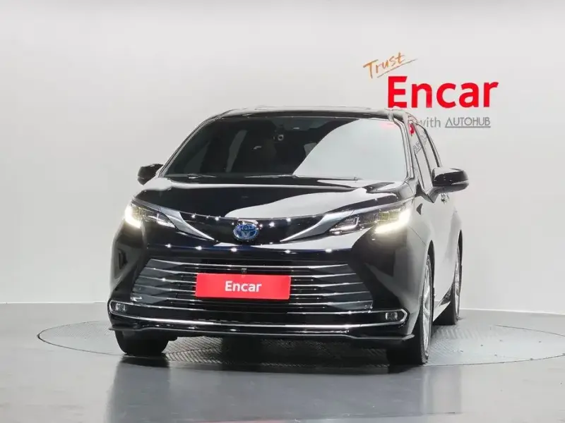 2021 Toyota Sienna с пробегом 54 792 км