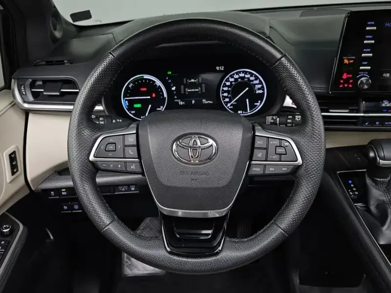 2021 Toyota Sienna с пробегом 115 079 км