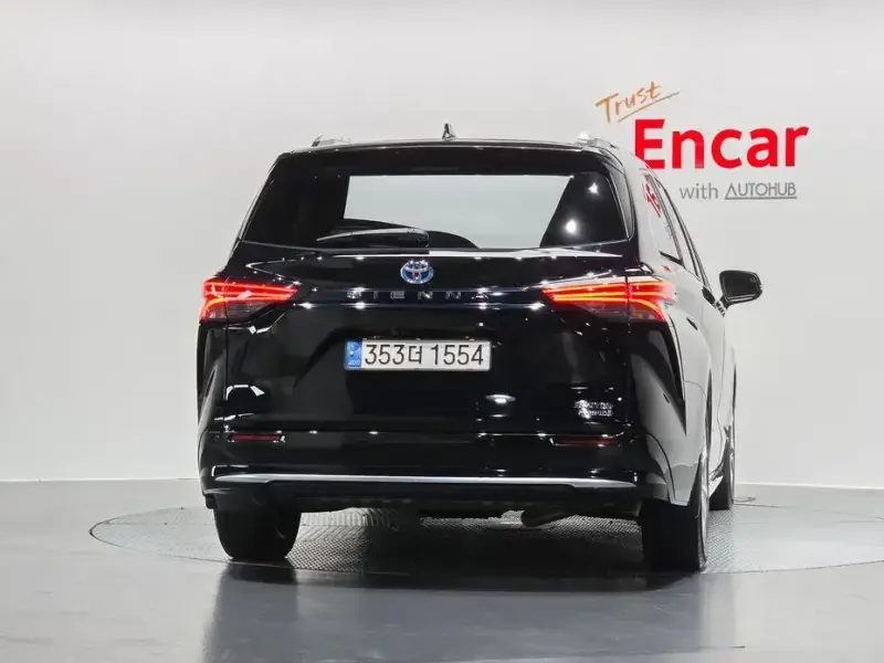 2021 Toyota Sienna с пробегом 54 792 км