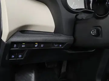 2021 Toyota Sienna с пробегом 115 079 км