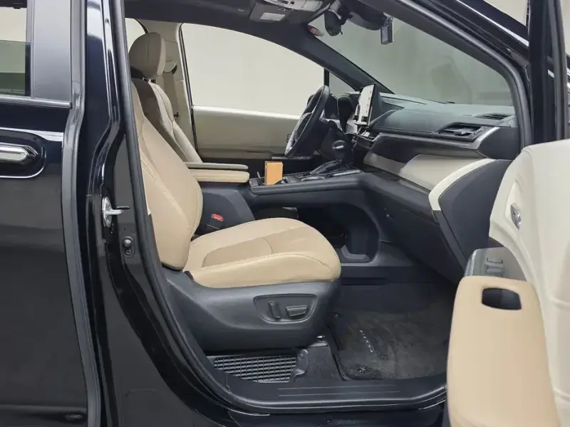 2021 Toyota Sienna с пробегом 54 792 км