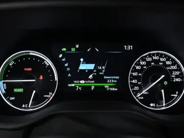 2023 Toyota Sienna с пробегом 17 178 км