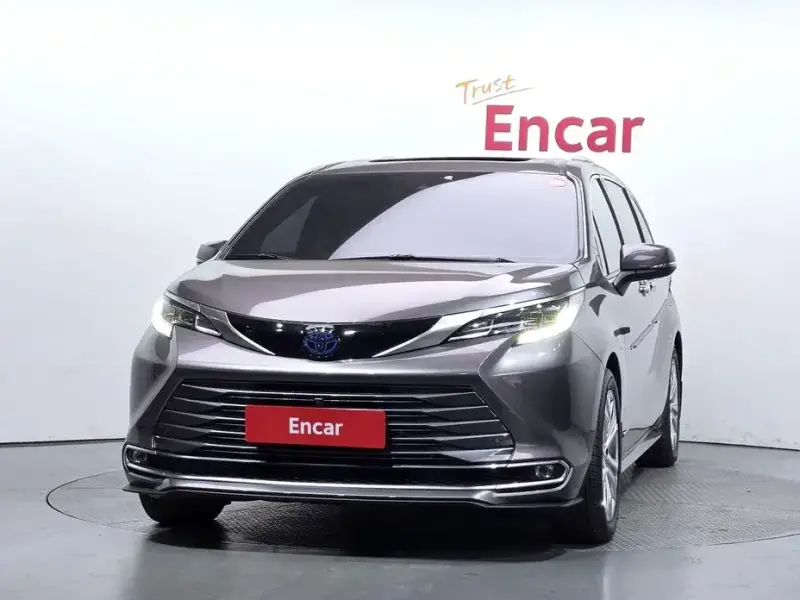2021 Toyota Sienna с пробегом 39 526 км