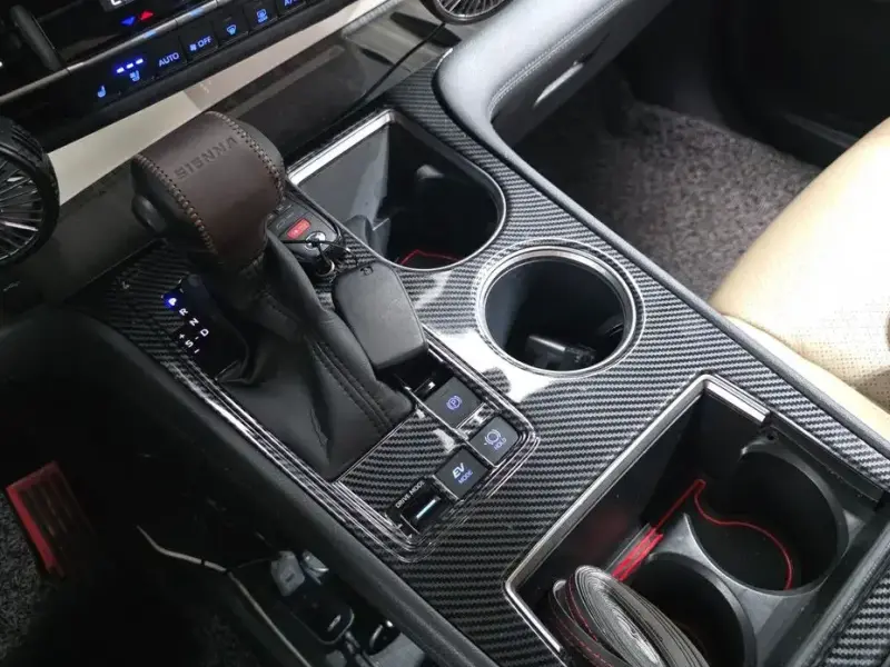 2021 Toyota Sienna с пробегом 39 526 км