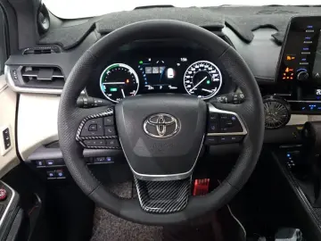 2021 Toyota Sienna с пробегом 39 526 км