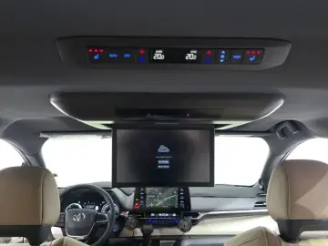 2021 Toyota Sienna с пробегом 39 526 км