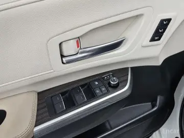 2021 Toyota Sienna с пробегом 116 289 км