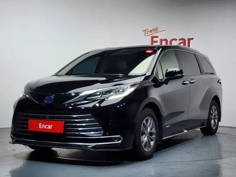 2021 Toyota Sienna с пробегом 61 581 км
