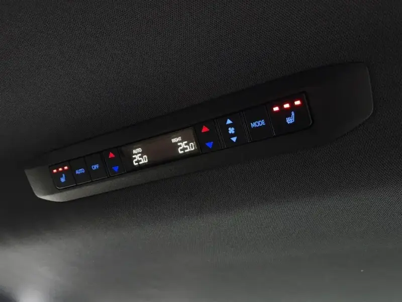 2021 Toyota Sienna с пробегом 61 581 км
