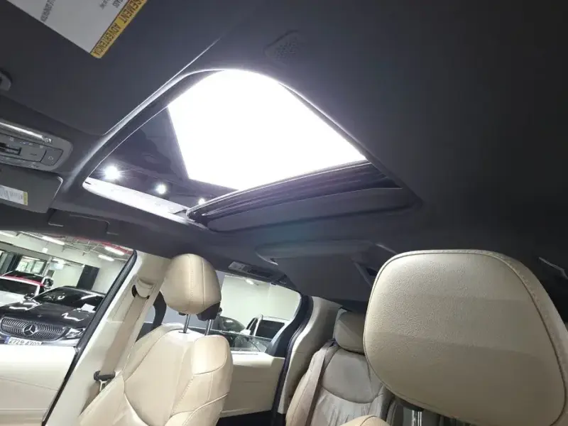 2021 Toyota Sienna с пробегом 67 389 км