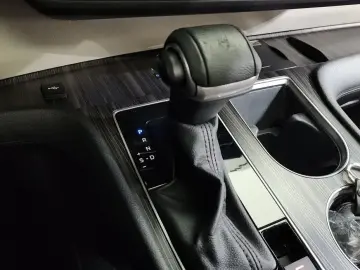 2023 Toyota Sienna с пробегом 44 673 км