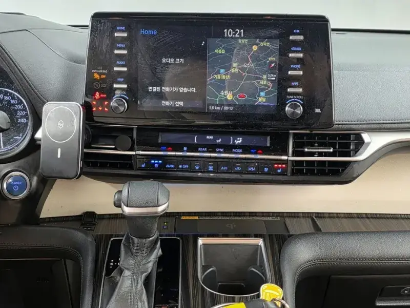 2021 Toyota Sienna с пробегом 85 720 км