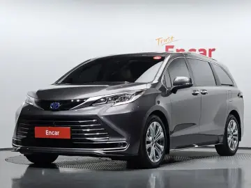 2023 Toyota Sienna с пробегом 37 338 км